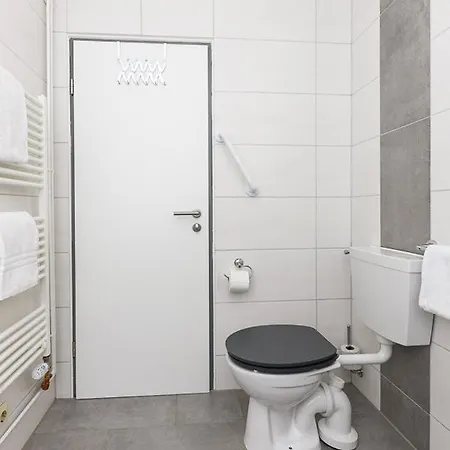 Bootsweg 18 Ferienwohnung 13 * Neuharlingersiel